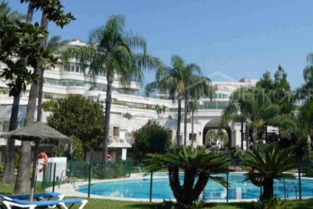 Apartment Puerto Banus Luxury Beachfront D *